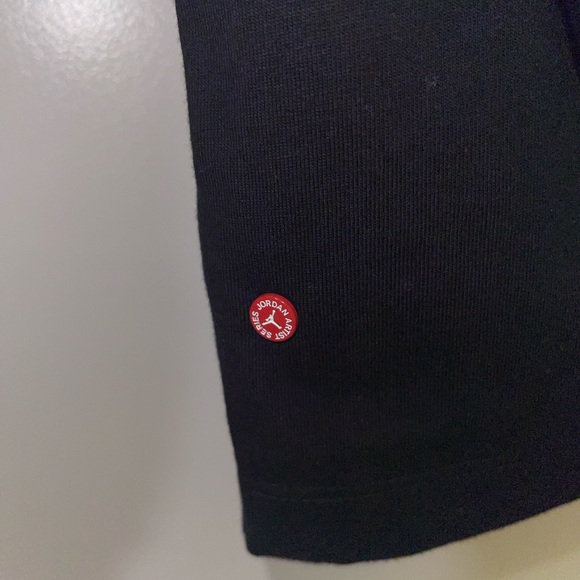 Air Jordan artist series long sleeve tee 🏀🎨 - Picture 5 of 5